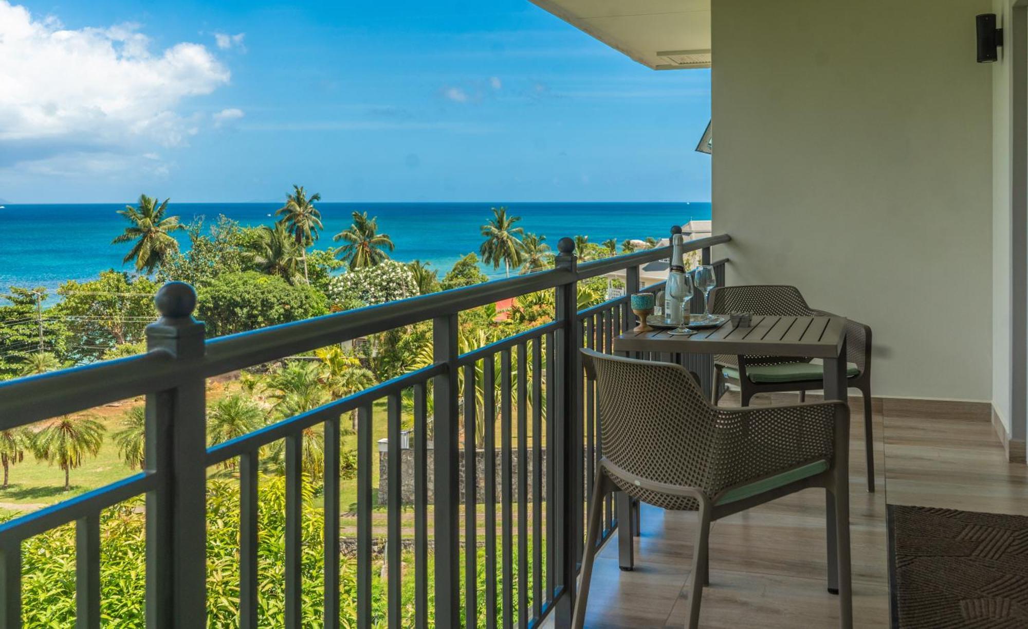 Summer Sand Holiday Apartments Beau Vallon  Bagian luar foto