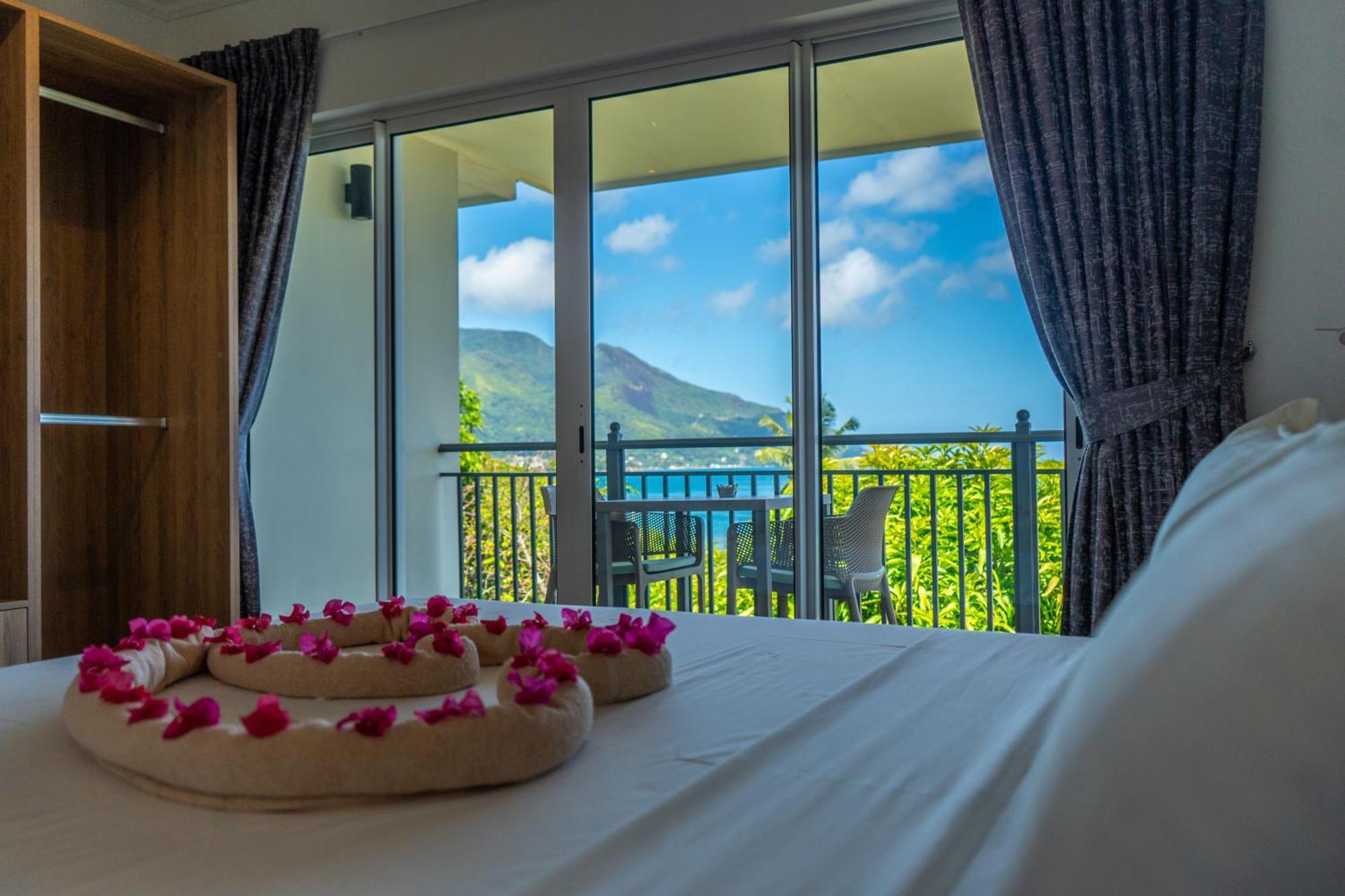 Summer Sand Holiday Apartments Beau Vallon  Bagian luar foto
