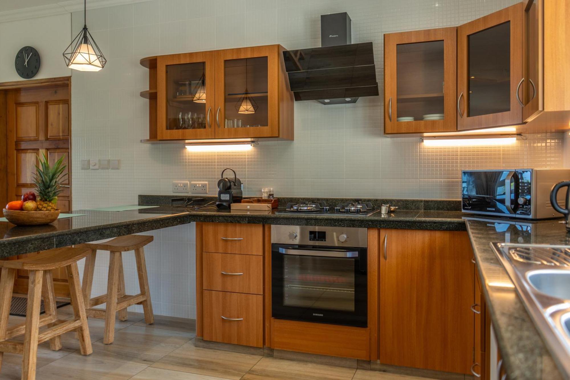 Summer Sand Holiday Apartments Beau Vallon  Bagian luar foto